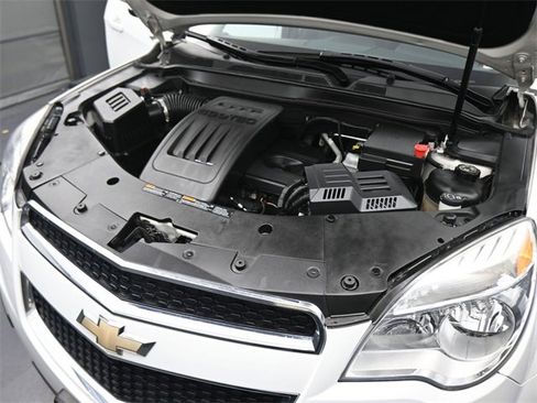 Used 2013 Chevrolet Equinox LT w/ Driver Convenience Package image 10