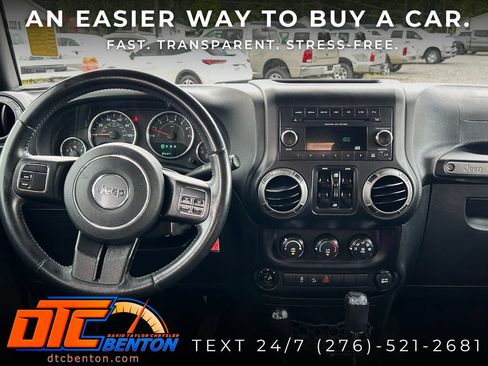 Used 2018 Jeep Wrangler Unlimited Sport S AWD/4WD image 11