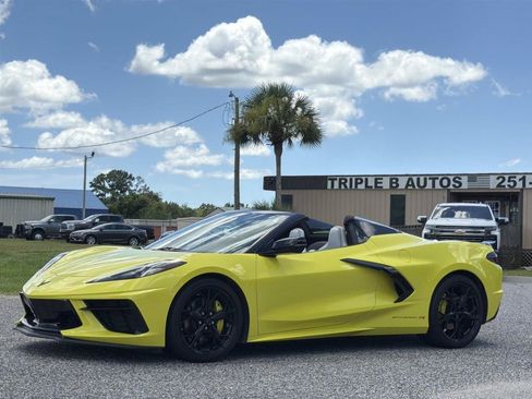 Used 2022 Chevrolet Corvette Stingray Convertible w/ 1LT RWD image 14