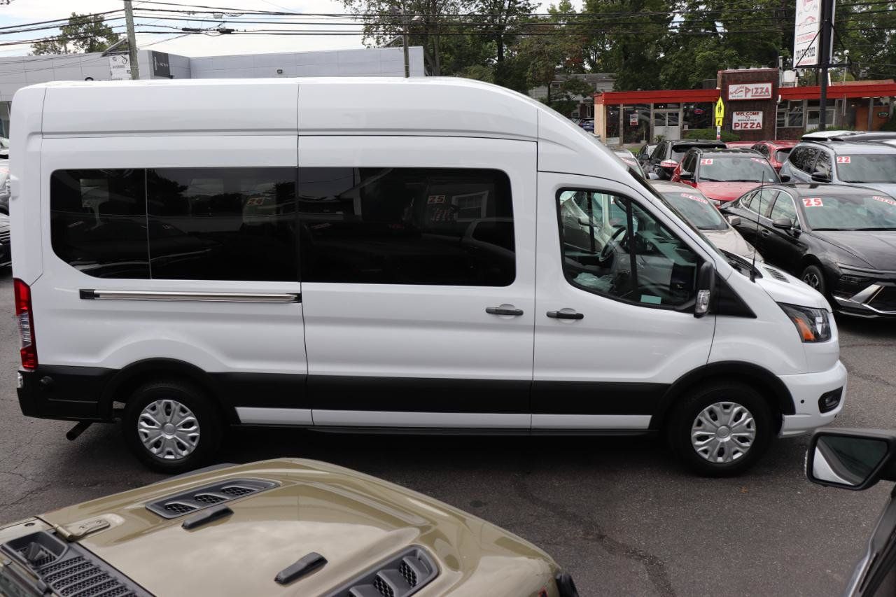 Used 2024 Ford Transit 350 XLT RWD image 6