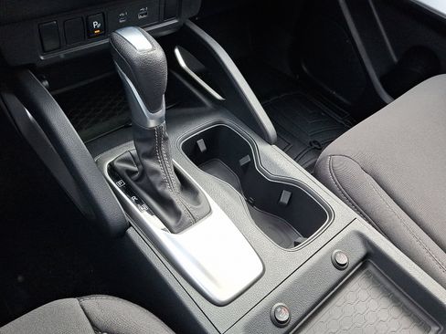 Used 2022 Nissan Frontier SV w/ Technology Package image 14