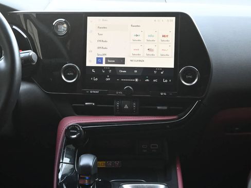 Used 2024 Lexus NX 250 FWD image 13