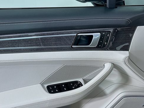 Certified 2023 Porsche Panamera 4S AWD/4WD image 20