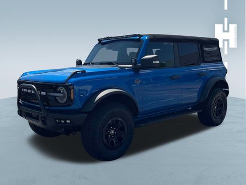 Used 2024 Ford Bronco Wildtrak AWD/4WD image 3