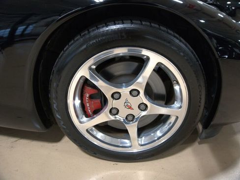 Used 2002 Chevrolet Corvette w/ Preferred Equipment Group2 image 30