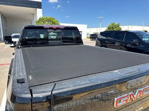 Used 2024 GMC Sierra 2500 AT4 w/ AT4 Premium Plus Package AWD/4WD image 7