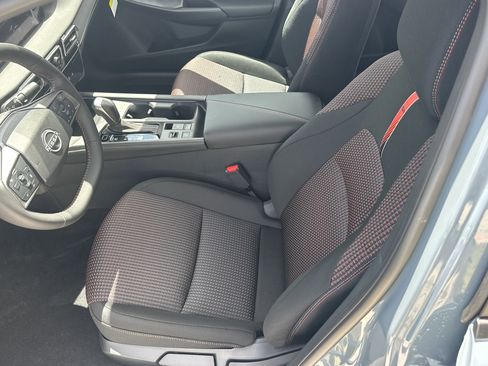 New 2026 Nissan Sentra SR FWD image 17