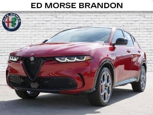 Used 2024 Alfa Romeo Tonale Veloce image 1