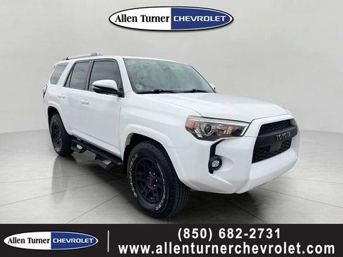 Used 2022 Toyota 4Runner SR5 Premium w/ Moonroof Package RWD image 1