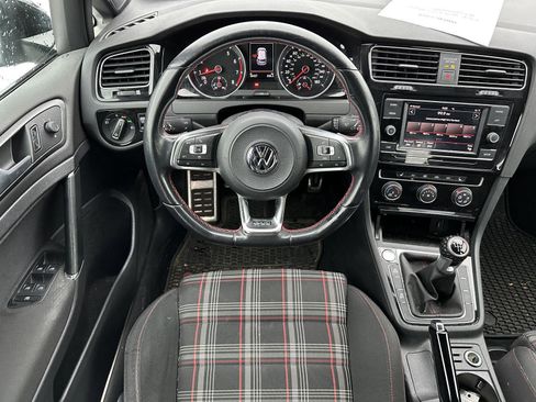 Used 2019 Volkswagen GTI Rabbit Edition image 12