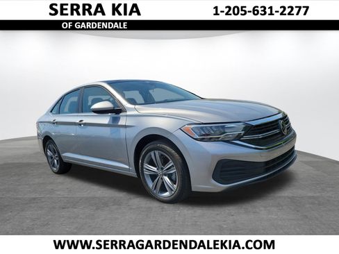 Used 2024 Volkswagen Jetta SE FWD image 1