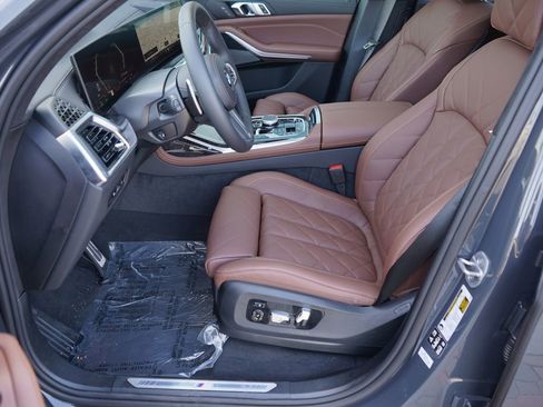 New 2026 BMW X7 xDrive40i w/ M Sport Package image 9