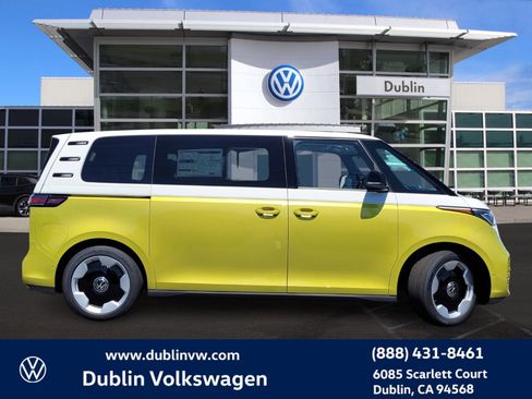 New 2025 Volkswagen ID. Buzz Pro S Plus image 3