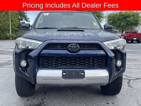 Used 2019 Toyota 4Runner TRD Off-Road AWD/4WD image 8