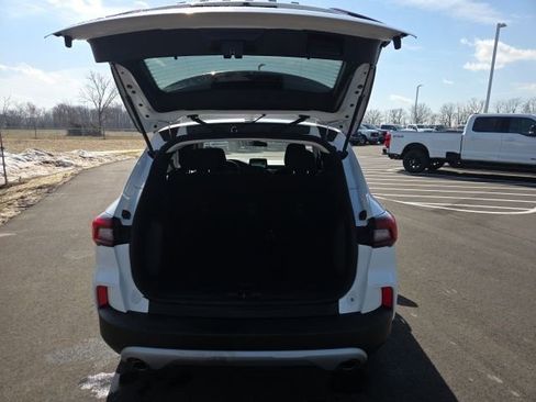 Certified 2025 Ford Escape Active image 8