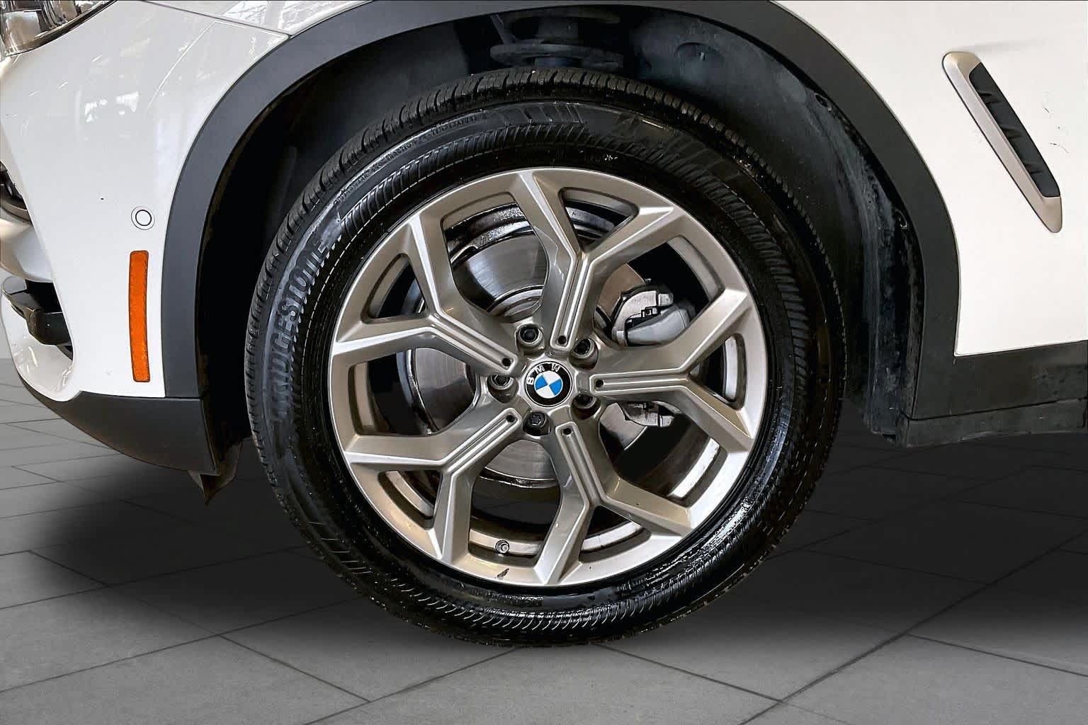 Used 2021 BMW X3 sDrive30i w/ Convenience Package (ZC2) RWD image 10