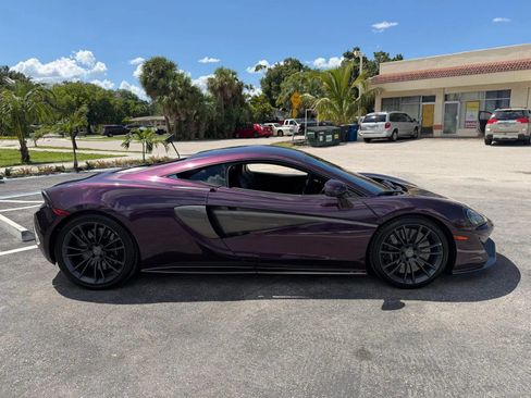 Used 2017 McLaren 570S Coupe RWD image 6