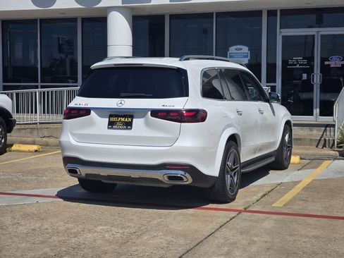 Used 2025 Mercedes-Benz GLS 450 4MATIC image 4
