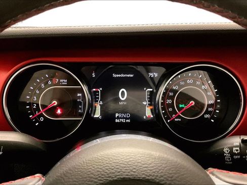 Used 2019 Jeep Wrangler Unlimited Rubicon AWD/4WD image 13