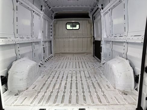 Used 2025 RAM ProMaster 3500 w/ Convenience Group FWD image 25
