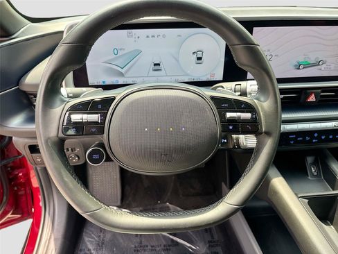 Used 2024 Hyundai Ioniq 6 SE RWD image 11