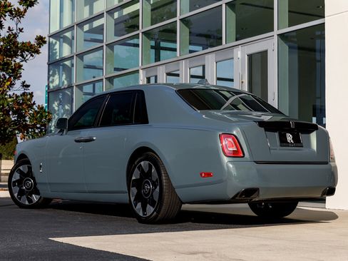 Certified 2023 Rolls-Royce Phantom Sedan w/ The Phantom Package image 12