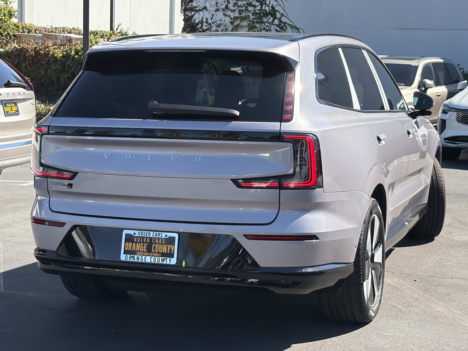 New 2026 Volvo EX90 Plus AWD/4WD image 5