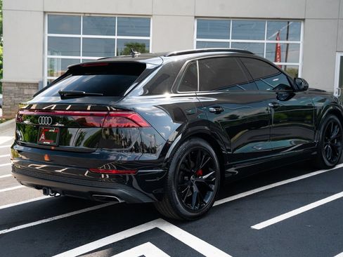 Used 2024 Audi Q8 Prestige w/ Prestige Package AWD/4WD image 12