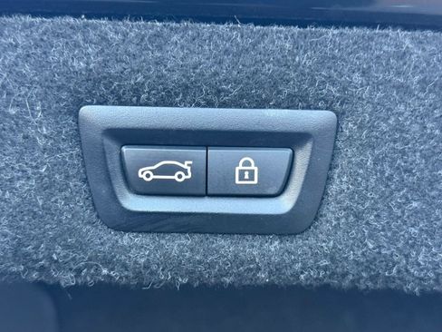 Used 2019 BMW 530i w/ M Sport Package RWD image 7