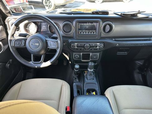 Used 2023 Jeep Wrangler Unlimited Sport image 16