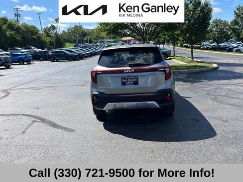 Certified 2024 Kia Seltos EX AWD/4WD image 7