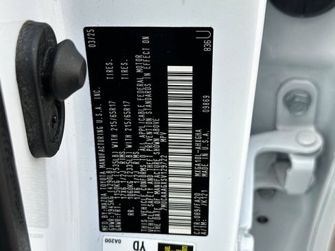 Certified 2025 Toyota Corolla Cross LE FWD image 30