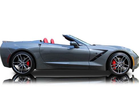 Used 2016 Chevrolet Corvette Stingray Convertible w/ 2LT Preferred Equipment Group RWD image 2