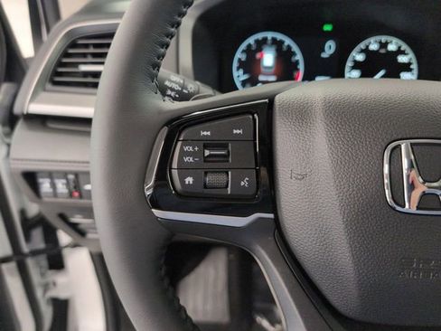 New 2026 Honda Odyssey EX-L image 12