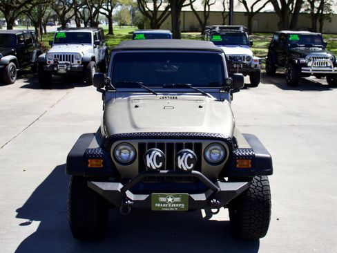 Used 2005 Jeep Wrangler X AWD/4WD image 16