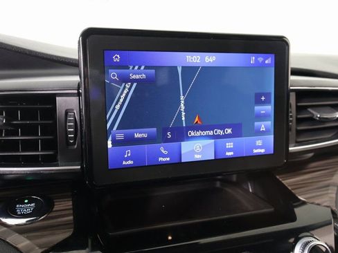 Used 2021 Ford Explorer Limited image 7