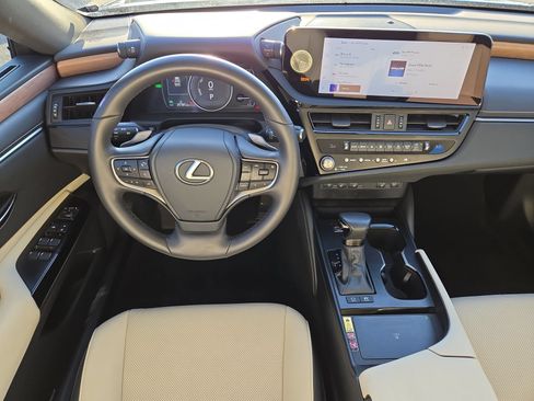 Used 2024 Lexus ES 300h w/ Premium Package FWD image 14