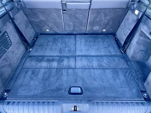 Used 2022 Land Rover Range Rover Sport HSE Silver Edition image 37