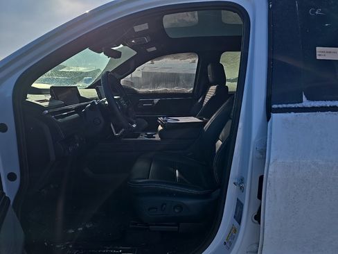 Used 2025 GMC Sierra EV Denali image 7