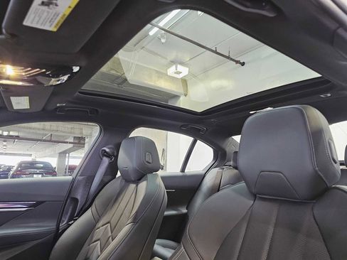 New 2026 BMW 550e xDrive 550e xDrive w/ Premium Package image 24