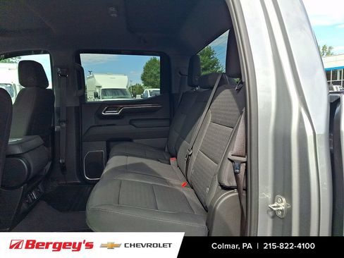 Certified 2023 Chevrolet Silverado 1500 LT AWD/4WD image 12