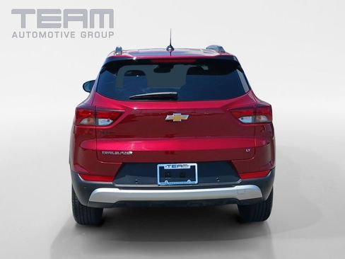 Used 2024 Chevrolet TrailBlazer LT w/ Driver Confidence Package FWD image 6