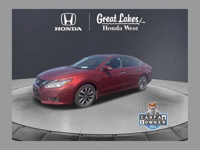 Used 2016 Nissan Altima 2.5 SL w/ 2.5 Technology Package