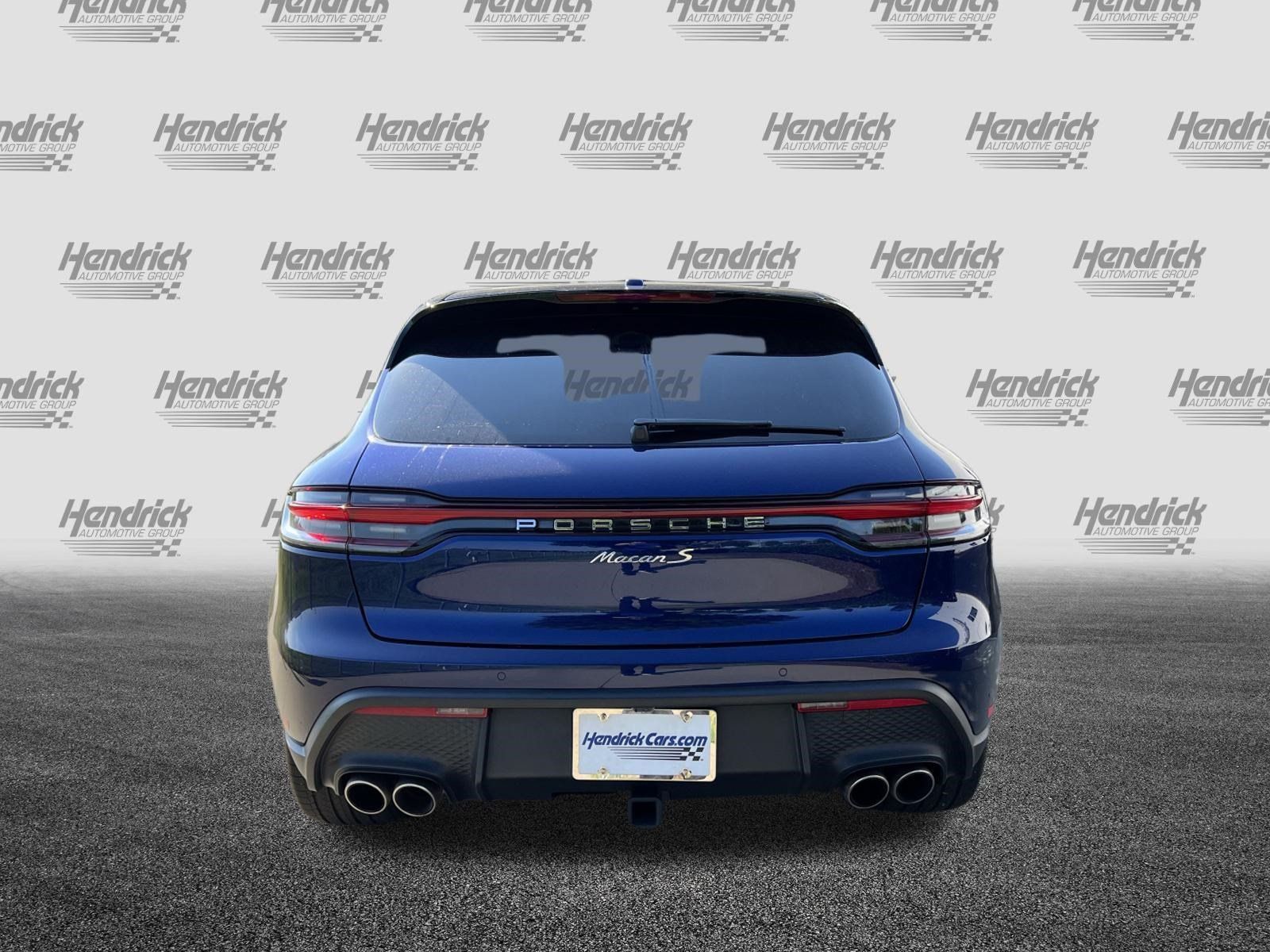 Used 2022 Porsche Macan S AWD/4WD image 8