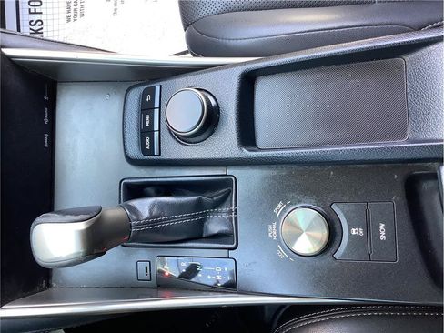 Used 2016 Lexus IS 200t RWD image 14