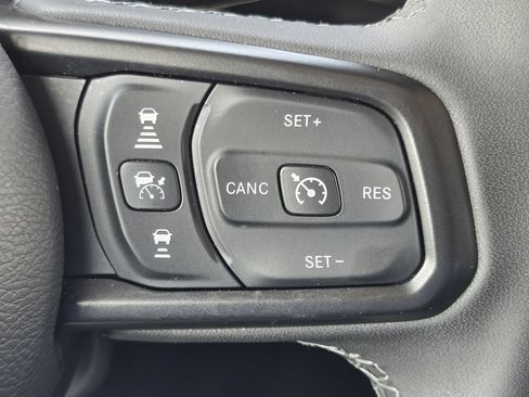 Used 2026 Jeep Wrangler Unlimited Rubicon AWD/4WD image 22