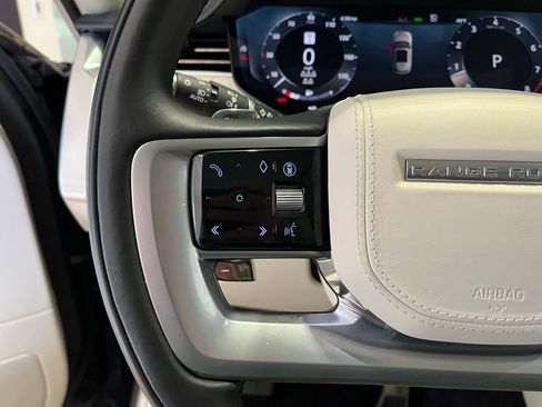 Used 2024 Land Rover Range Rover Long Wheelbase SE AWD/4WD image 52