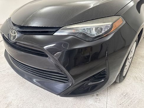 Used 2018 Toyota Corolla LE image 12