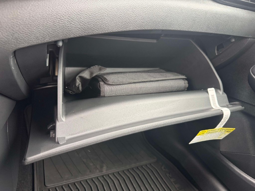 Used 2025 Nissan Sentra SV FWD image 31