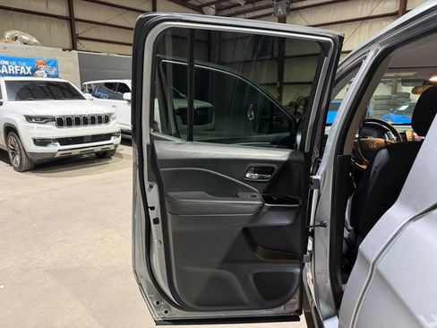 Used 2023 Honda Ridgeline Sport image 15